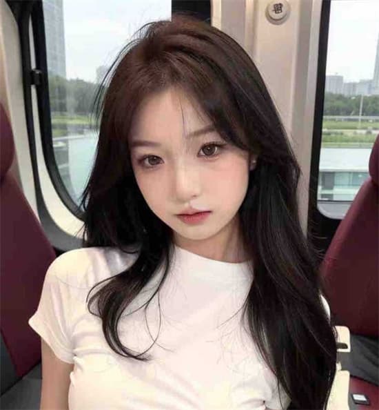 中美芯片战再升级，美国拟对中国半导体加征关税，中方反制20家美企